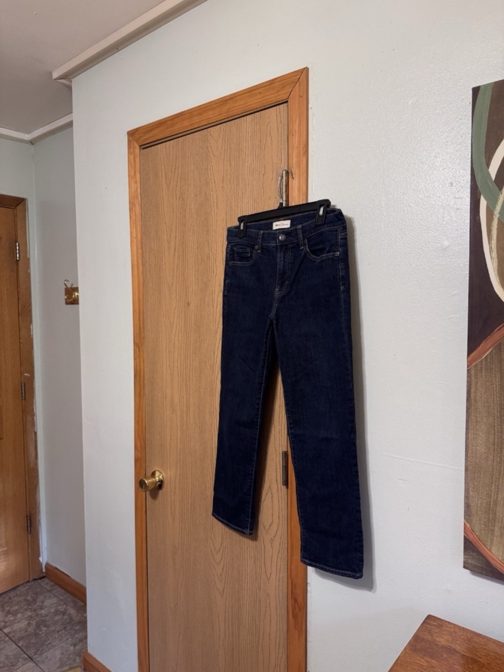 Gap "Slim Crop" Size 28 Dark Wash Mid-Rise Jeans w/25" Inseam - EUC